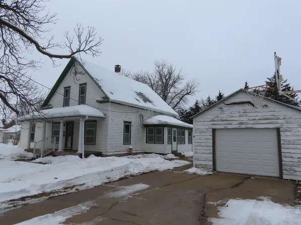 235 E Oak St, Dwight, NE 68635