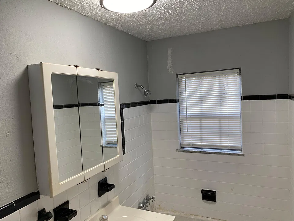 Main Bathroom