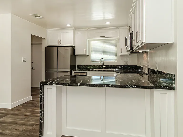 1025 Ventura St #1025 — Photo 9