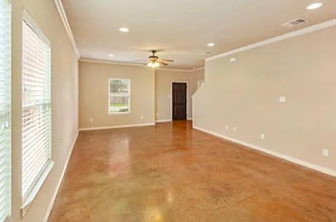 4 bed, 1740 sqft, $2,200 — Photo 4