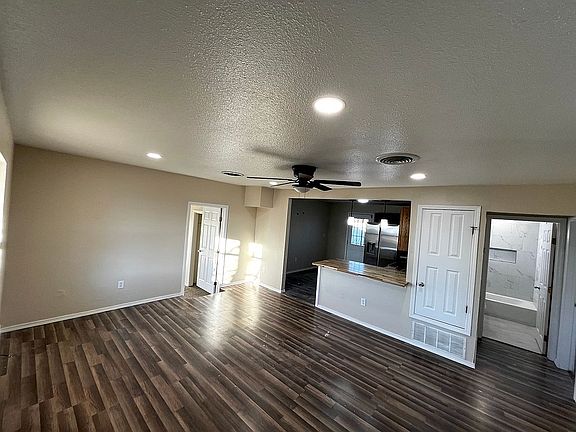 Livingroom-kitchen