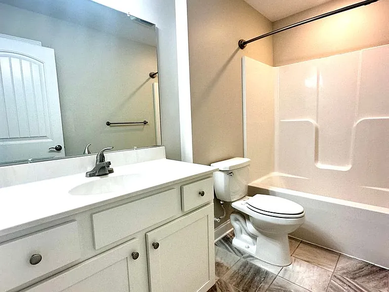 1224 Bluemoon Dr — Photo 13