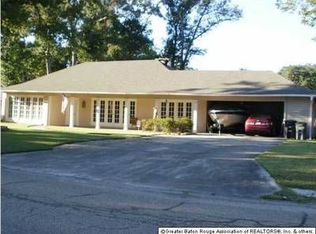 9365 Meredith Dr, Baton Rouge, LA 70815