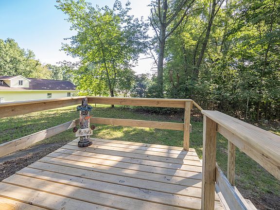 5th image of 6193 Cora Ct