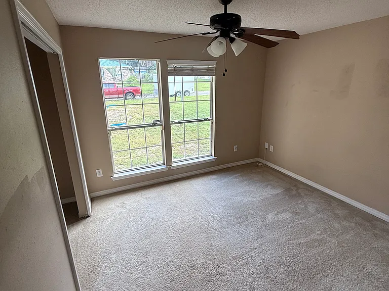 6091 White Creek Ln — Photo 4