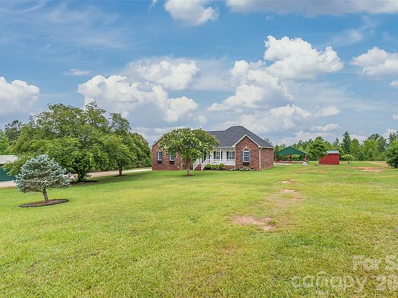 2nd image of 2352 Brooks Rd