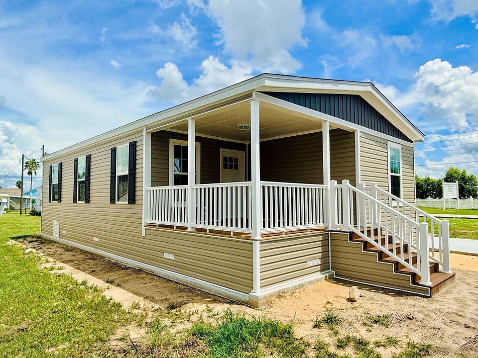1st image of 3018 Bruce Ln