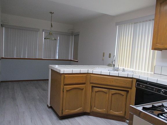 3rd image of 9005 Crofton Ct