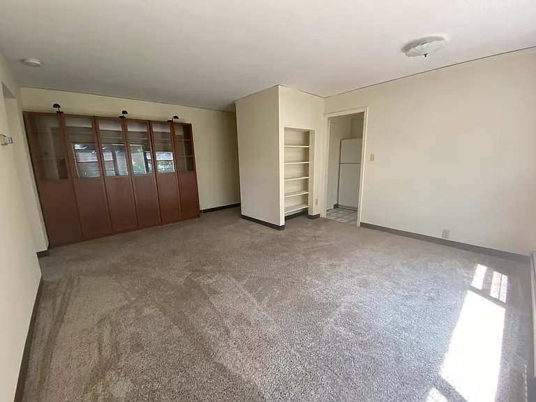 235 Exeter Pl — Photo 6