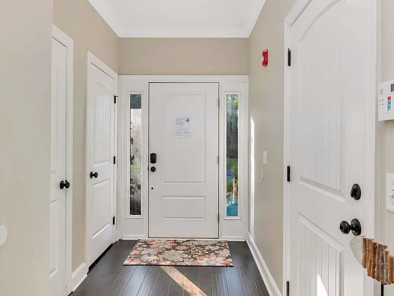 106 Reserve Ln — Photo 11