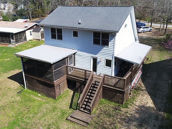 2nd image of 4040 Merritt Dr