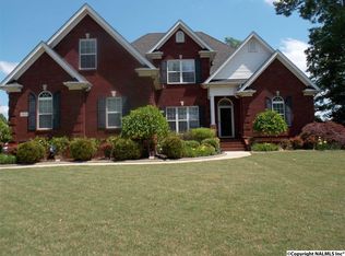 1815 Pin Oak Cir SW, Decatur, AL 35603