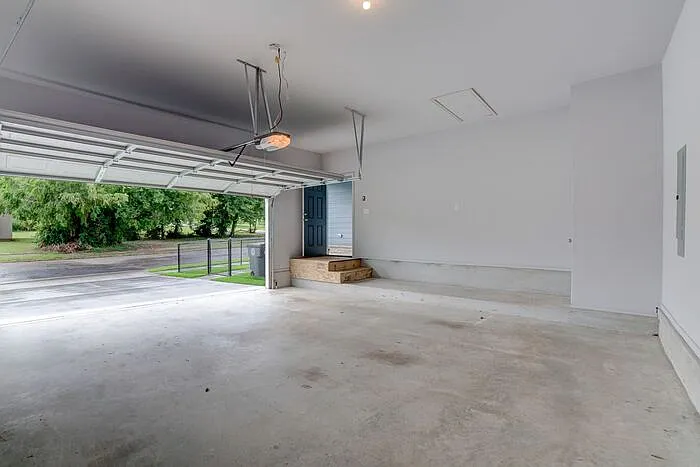 1127 N Boston Ave — Photo 41