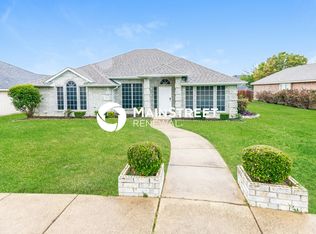 513 Wendy Ln, Desoto, TX 75115