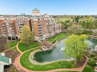 100 Hilton Avenue #901, Garden City, NY