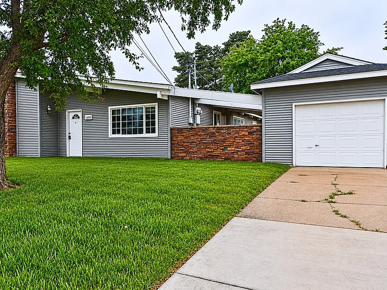 12203 Green Mountain St — Photo 1