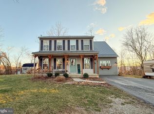 2 E Mountain Rd, Mc Veytown, PA 17051
