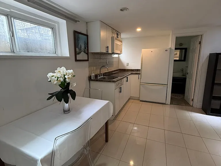 430 Balkan Rd #BASEMENT — Photo 6