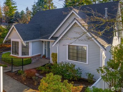 10043 Wallingford Avenue N #5, Seattle, WA, 98133