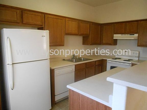 5th image of 5648 Valle Alegre Rd NW #6-B