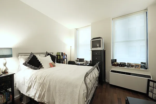 Rented by CORE | media 43