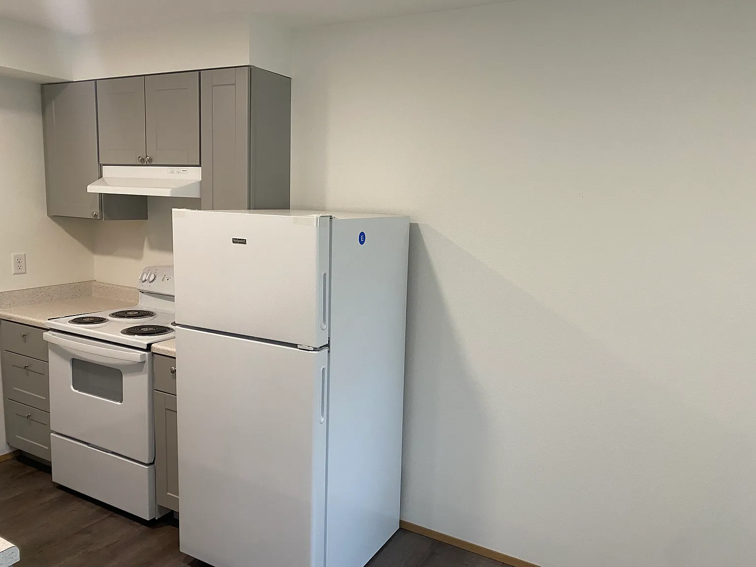1 bed, 758 sqft, $1,700 — Photo 4