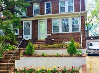 99-18 Ascan Ave, Forest Hills, NY 11375