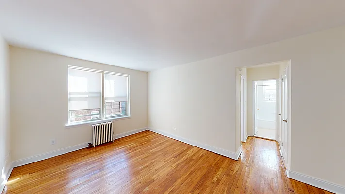 Rented by Revona Properties | media 6