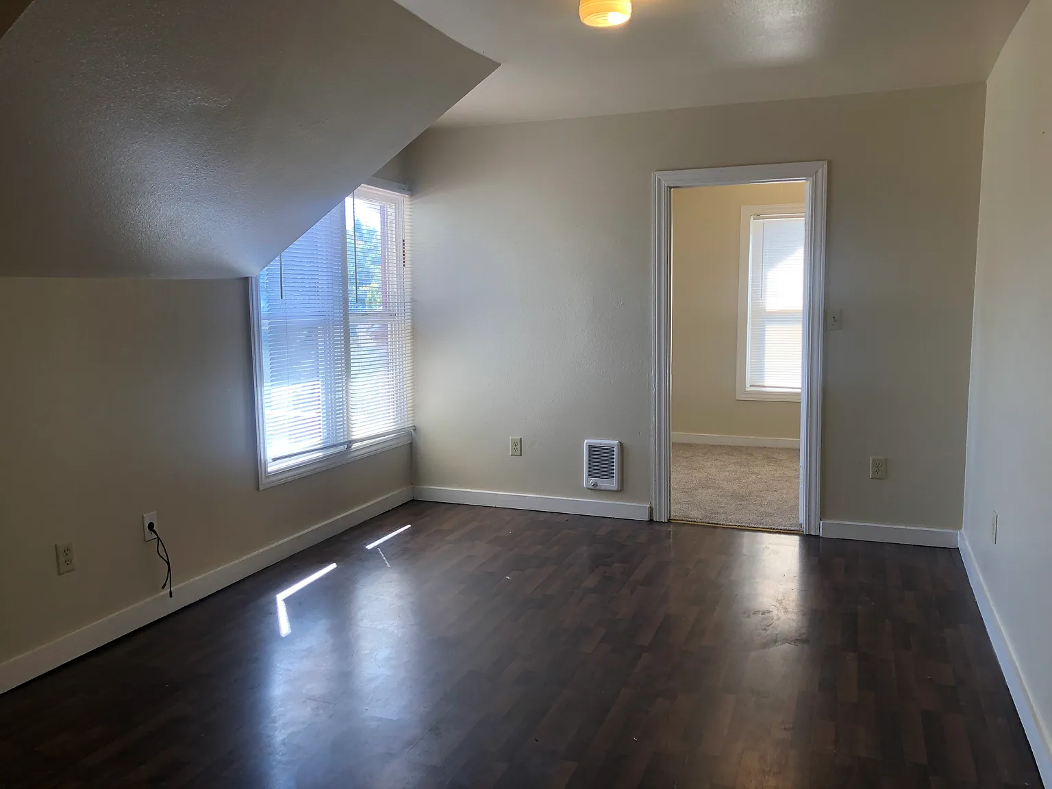 4 bed, 1400 sqft, $1,900 — Photo 3