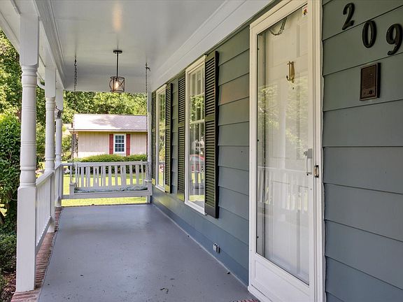5th image of 209 Granville Dr