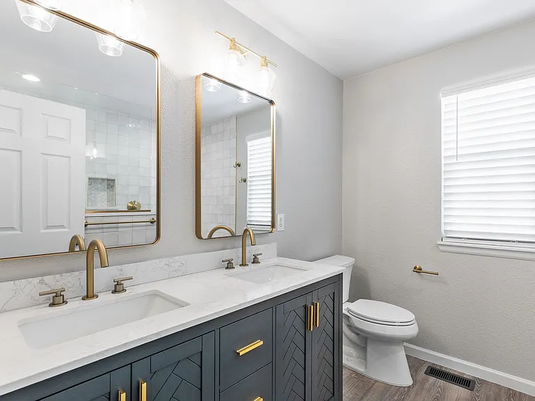 15726 Greenstone Ln — Photo 22