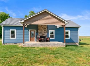7588 Dunn Rd, Cedar Hill, TN 37032
