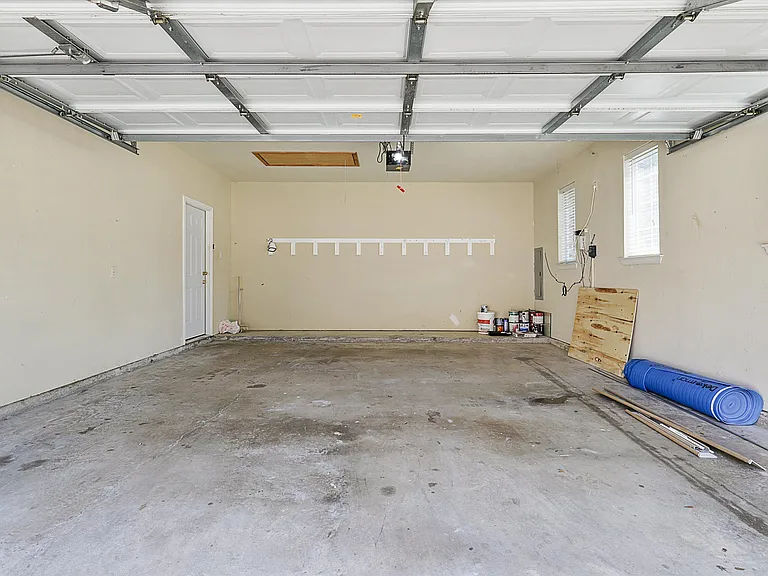 9233 Dark Forest Dr — Photo 33