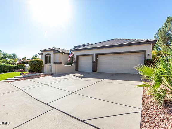 4th image of 605 W GOLDFINCH Way