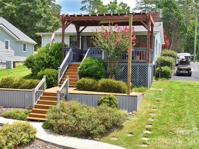 260 Pirates Cv, New London, NC, 28127
