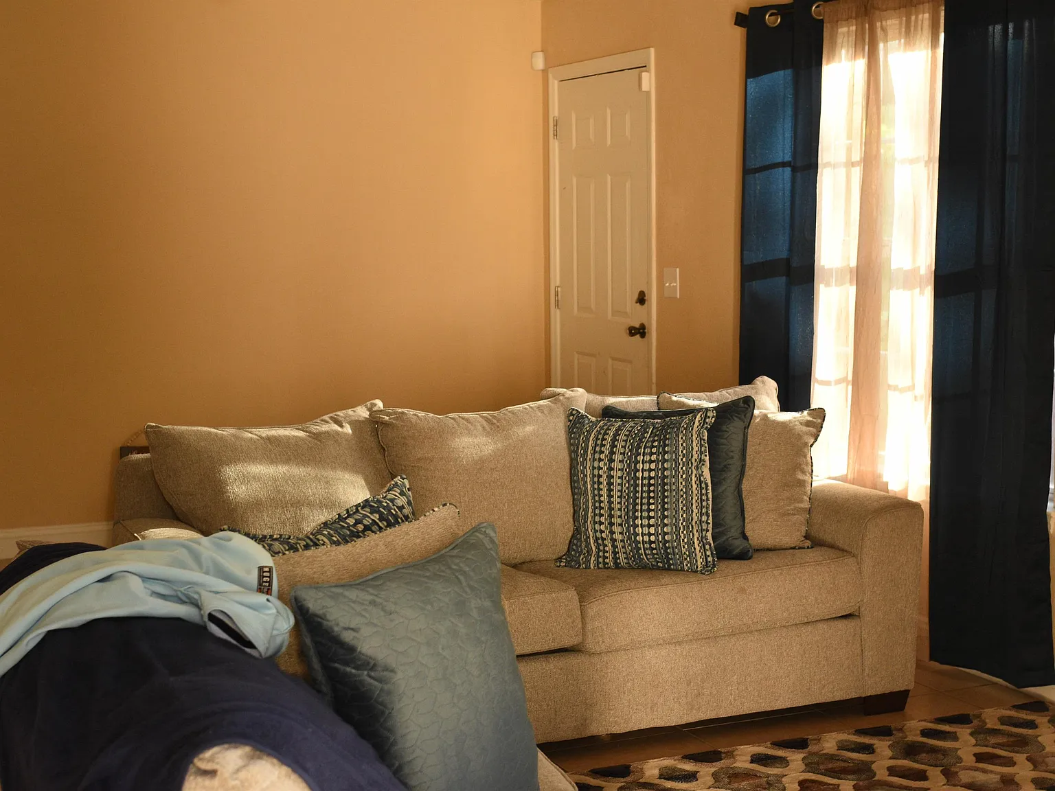 403 B Colquitt St. - 2 — Photo 4