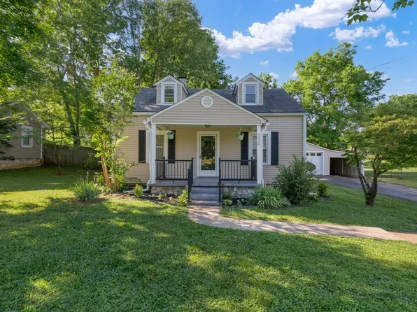 1310 Oliver St, Bowling Green, KY 42104