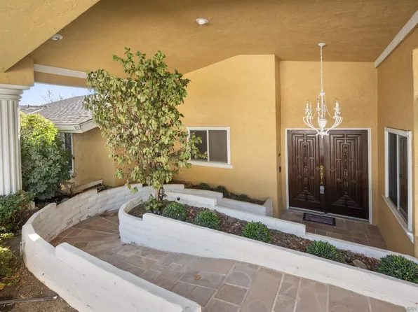 4036 Lorraine Ann Dr, La Mesa, CA 91941