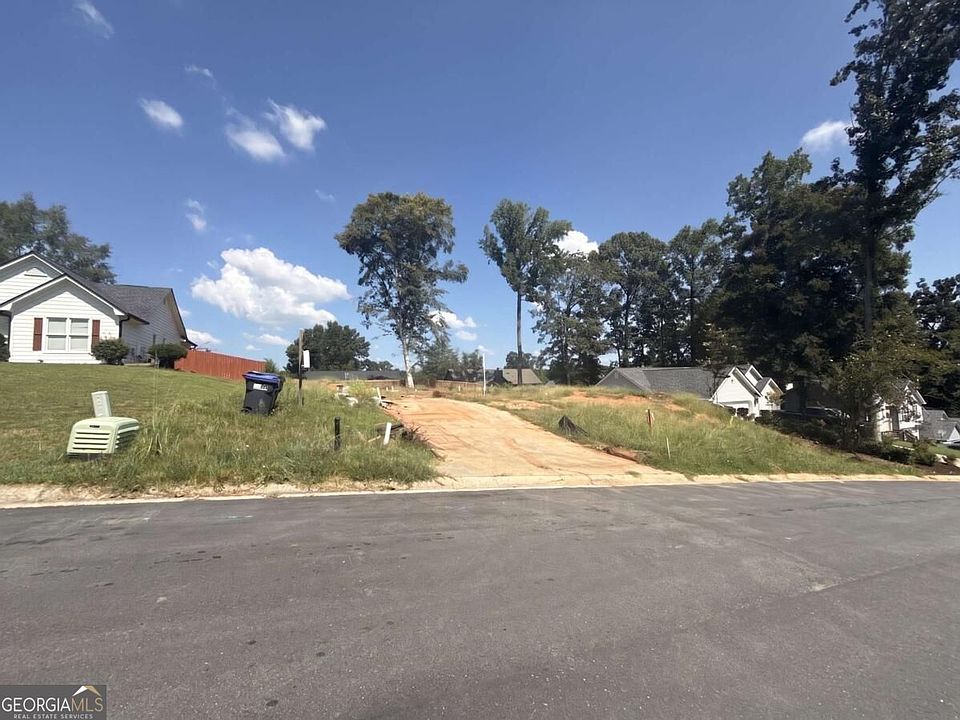 1st image of 1925 Grouse Ct