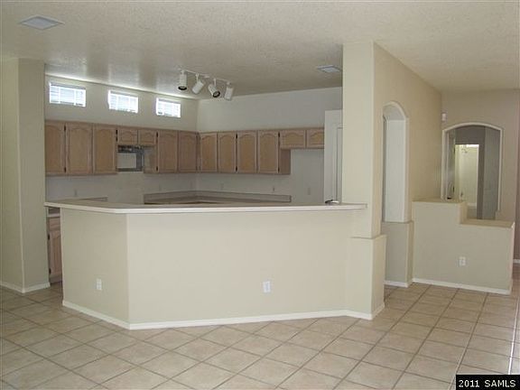 3rd image of 2630 Raven Dr