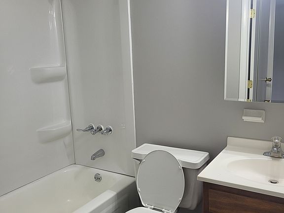 3rd image of 148 Maynard Dr #A