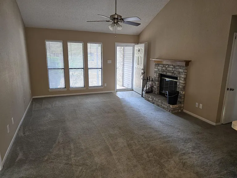 1434 Lawyers Ln — Photo 11