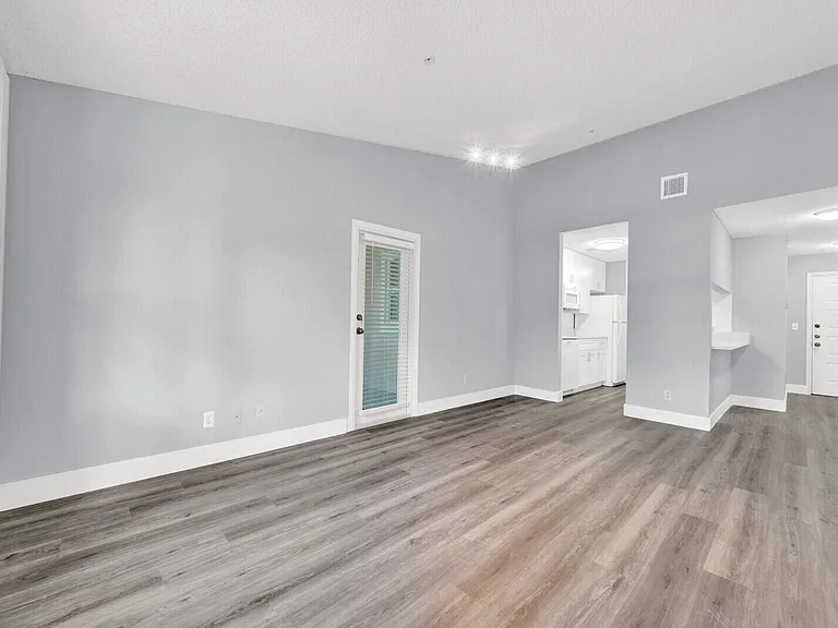 2319 N Congress Ave #22 — Photo 7