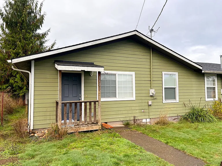 110 9th Avenue 112 Ave — Photo 1
