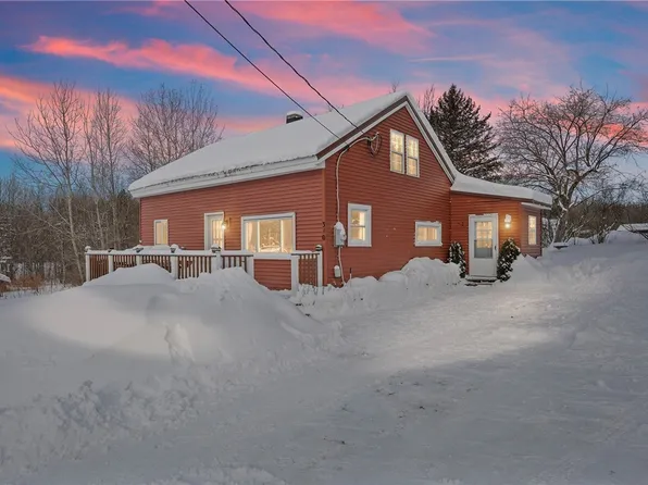 310 Stoney Robby Rd, Oswego, NY 13126