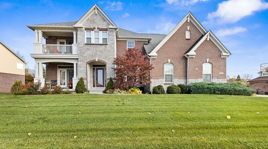 1st image of 533 Foxboro Dr