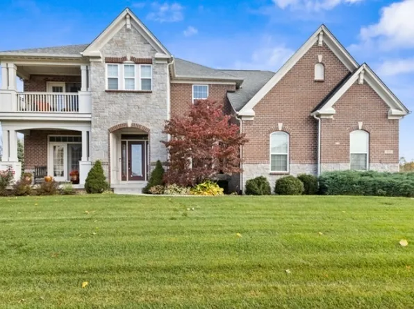 533 Foxboro Dr, Avon, IN 46123