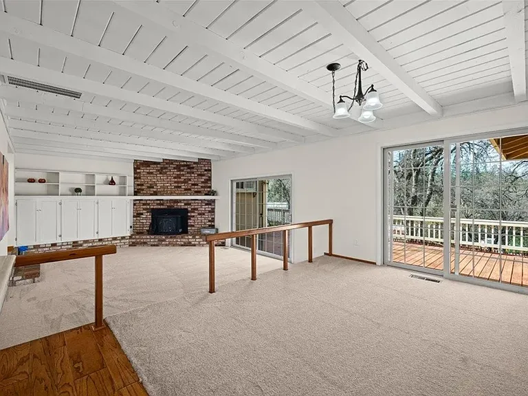 419 Greenwood Dr — Photo 10