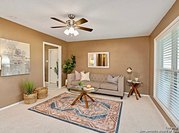 4th image of 5602 Charwood Dr