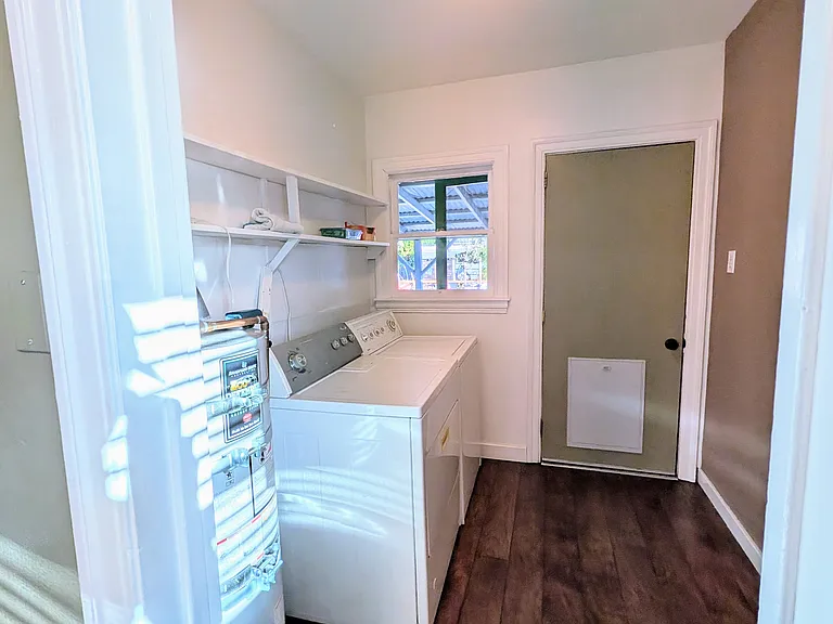 934 Bush St — Photo 9